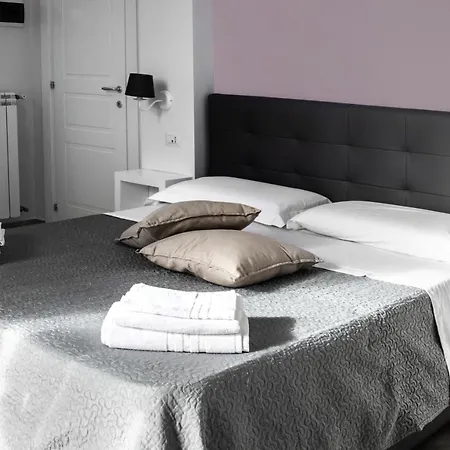 Aurora Luxury Rooms Naples Exterior photo